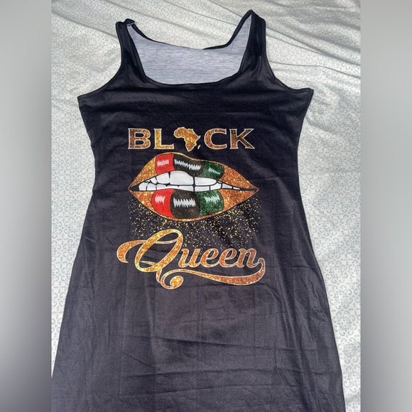 BLACK QUEEN GRAPHIC MINI DRESS - Picture 3 of 3